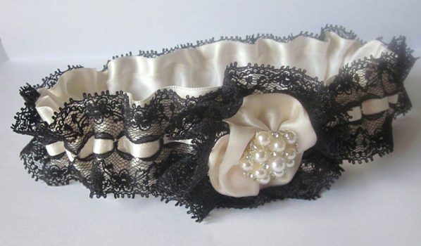 Bridal Garter Set with Pearl and Rhinestone embellishment - Black & Ivory